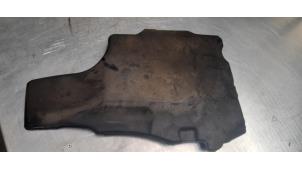 Used Engine cover Iveco New Daily V 35C17/C17D/S17, 40/45/50/60/70C17 Price € 24,20 Inclusive VAT offered by Poolman autodemontage