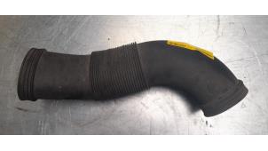 Used Air intake hose Iveco New Daily V 35C17/C17D/S17, 40/45/50/60/70C17 Price € 24,20 Inclusive VAT offered by Poolman autodemontage