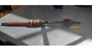 Used Front drive shaft, right Ford Fiesta 6 (JA8) 1.0 SCI 12V 80 Price € 50,00 Margin scheme offered by Poolman autodemontage