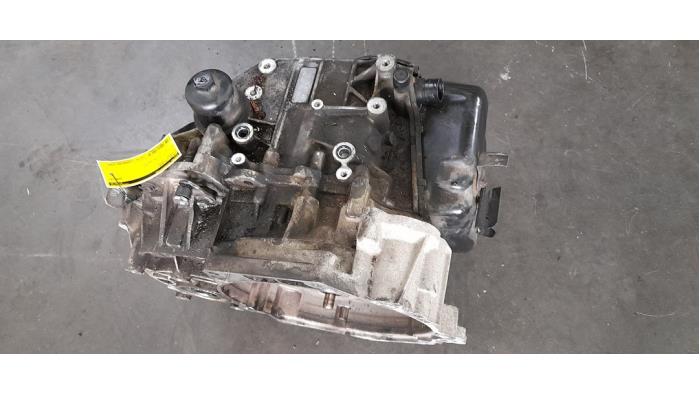 Gearbox from a Volkswagen Passat Alltrack (365) 2.0 TDI 16V 177 4Motion 2013