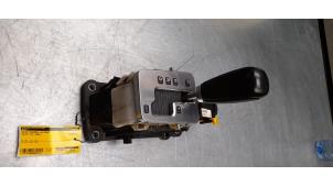 Used Automatic gear selector Volvo V70 (BW) 2.4 D 20V Price € 40,00 Margin scheme offered by Poolman autodemontage