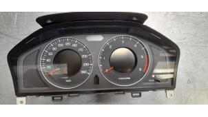 Used Instrument panel Volvo V70 (BW) 2.4 D 20V Price € 60,00 Margin scheme offered by Poolman autodemontage