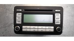 Usagé Radio Volkswagen Touran (1T1/T2) 1.9 TDI 105 Prix € 40,00 Règlement à la marge proposé par Poolman autodemontage