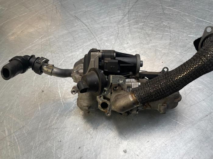 Gebrauchte AGR Ventil Peugeot 308 (4A/C) 1.6 HDi 16V FAP Preis € 50,00 Margenregelung angeboten von Poolman autodemontage