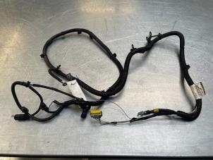 Usados Mazo de cables compartimento motor Peugeot 308 (4A/C) 1.6 HDi 16V FAP Precio € 40,00 Norma de margen ofrecido por Poolman autodemontage