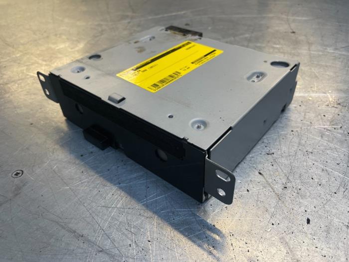 Lecteur CD d'un Peugeot 508 (8D) 1.6 HDiF 16V 2011