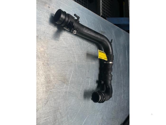 Gebrauchte Intercooler Rohr Ford Focus 3 Wagon 1.0 Ti-VCT EcoBoost 12V 125 Preis € 30,00 Margenregelung angeboten von Poolman autodemontage