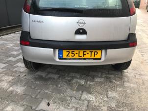 Usagé Pare-chocs arrière Opel Corsa C (F08/68) 1.0 12V Prix € 40,00 Règlement à la marge proposé par Poolman autodemontage