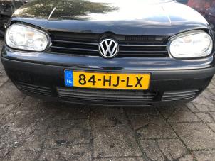 Usagé Pare-chocs avant Volkswagen Golf IV (1J1) 1.9 SDI Prix € 50,00 Règlement à la marge proposé par Poolman autodemontage