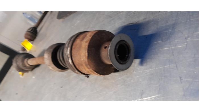 Front drive shaft, right from a Renault Twingo II (CN) 1.2 16V GT TCE 2009