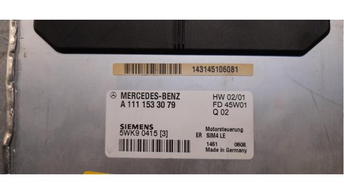 Ordenador de gestión de motor de un Mercedes-Benz C Sportcoupé (C203) 2.0 C-200K 16V 2001