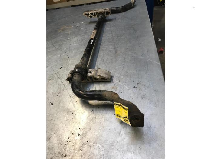 Front antiroll bar Audi Q7 4.2 TDI V8 32V Tiptronic 7L0411025G