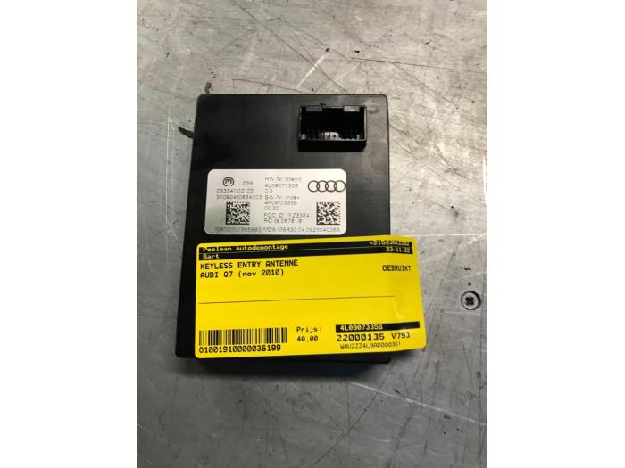 Używane Keyless Entry-Antena Audi Q7 (4LB) 4.2 TDI V8 32V Tiptronic Cena € 40,00 Procedura marży oferowane przez Poolman autodemontage