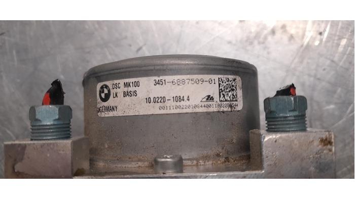 ABS Pumpe van een BMW 1 serie (F20) 118i 1.5 TwinPower 12V 2018