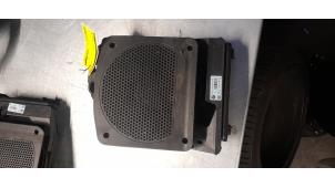 Used Speaker BMW 1 serie (F20) 118i 1.5 TwinPower 12V Price € 40,00 Margin scheme offered by Poolman autodemontage