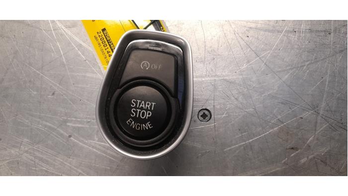 Przelacznik Start/Stop z BMW 1 serie (F20) 118i 1.5 TwinPower 12V 2018