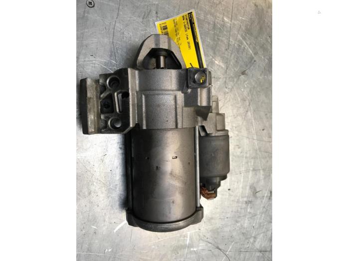 Starter from a BMW 1 serie (F20) 118i 1.5 TwinPower 12V 2018
