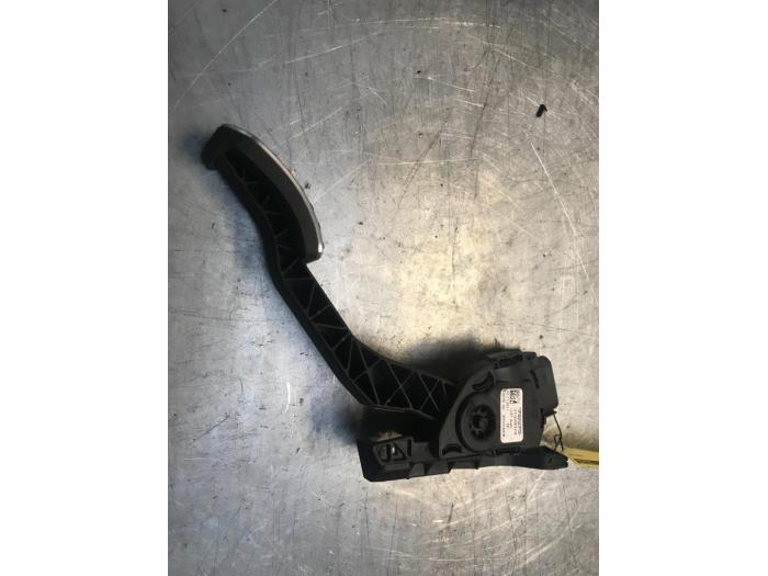 Begagnade Gaspedalsensor Volvo XC60 I (DZ) 2.4 D5 20V AWD Geartronic Pris € 40,00 Marginaltabell erbjuds av Poolman autodemontage