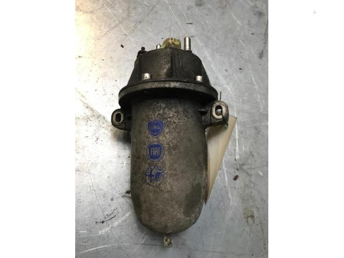 Begagnade Bränslefilterhus Alfa Romeo Giulietta (940) 1.6 JTDm 16V Pris € 30,00 Marginaltabell erbjuds av Poolman autodemontage
