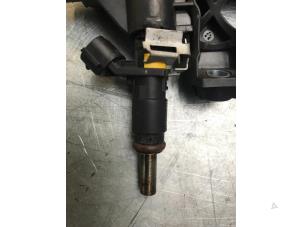 Used Injector (petrol injection) Peugeot 207/207+ (WA/WC/WM) 1.4 16V VTi Price € 20,00 Margin scheme offered by Poolman autodemontage