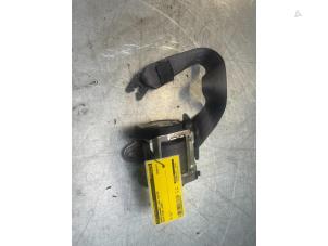 Used Rear seatbelt tensioner, left Volvo XC90 I 2.9 T6 24V Price € 30,00 Margin scheme offered by Poolman autodemontage