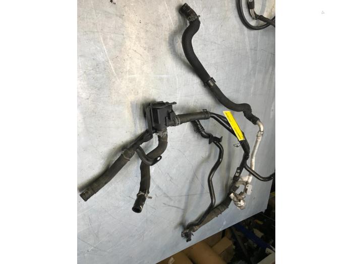 Begagnade Extra vattenpump Audi A7 Sportback (4KA) 3.0 V6 24V 50 TDI Mild Hybrid Quattro Pris € 30,00 Marginaltabell erbjuds av Poolman autodemontage