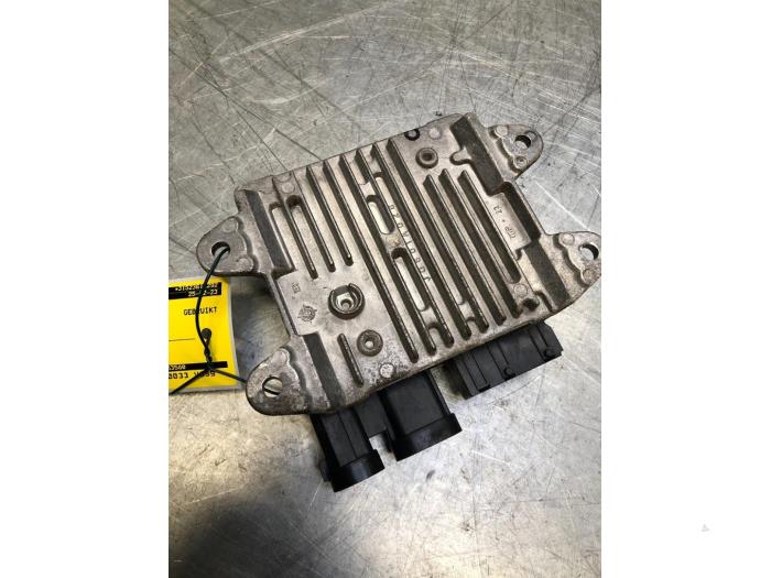 Used Power steering computer Citroen C3 (FC/FL/FT) 1.4 Price € 30,00 Margin scheme offered by Poolman autodemontage