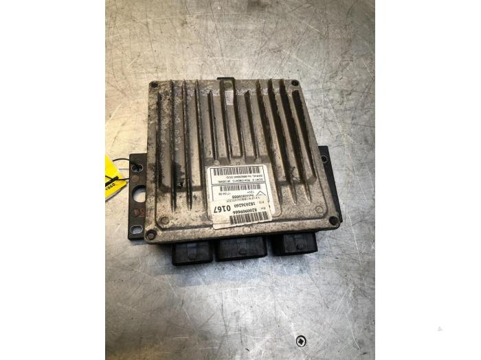 Used Engine management computer Renault Kangoo Express (FW) 1.5 dCi 85 Price € 40,00 Margin scheme offered by Poolman autodemontage