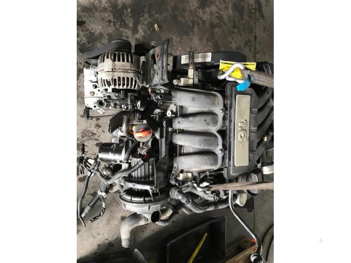 Engine Volkswagen Golf V 1.6 - CCS - Poolman autodemontage
