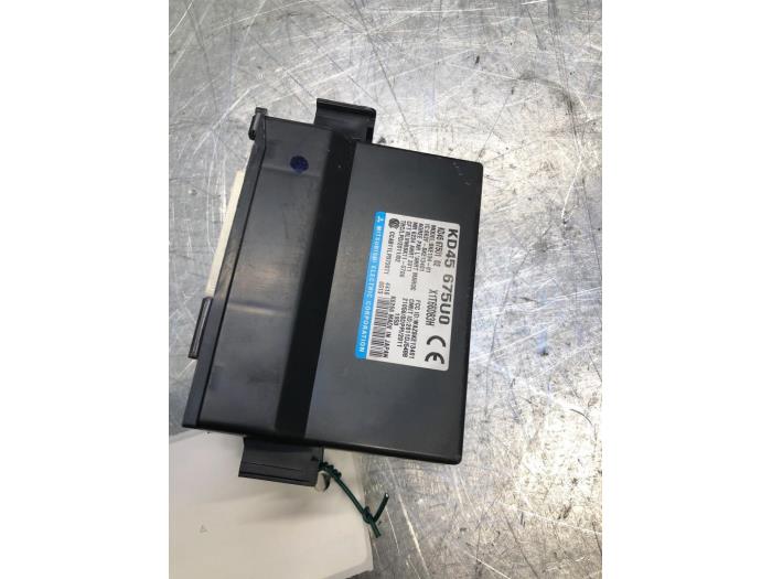 Używane Modul keyless vehicle Mazda 6 (GJ/GH/GL) 2.2 SkyActiv-D 175 16V Cena € 30,00 Procedura marży oferowane przez Poolman autodemontage