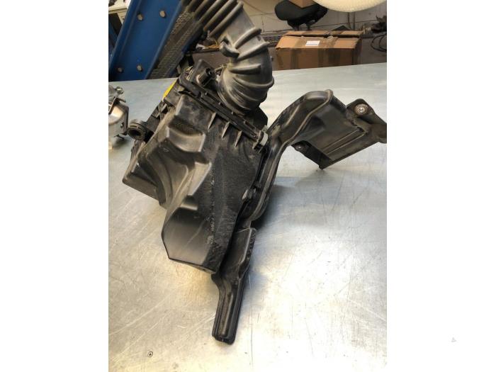 Gebrauchte Luftfiltergehäuse Mazda 6 (GJ/GH/GL) 2.2 SkyActiv-D 175 16V Preis € 30,00 Margenregelung angeboten von Poolman autodemontage