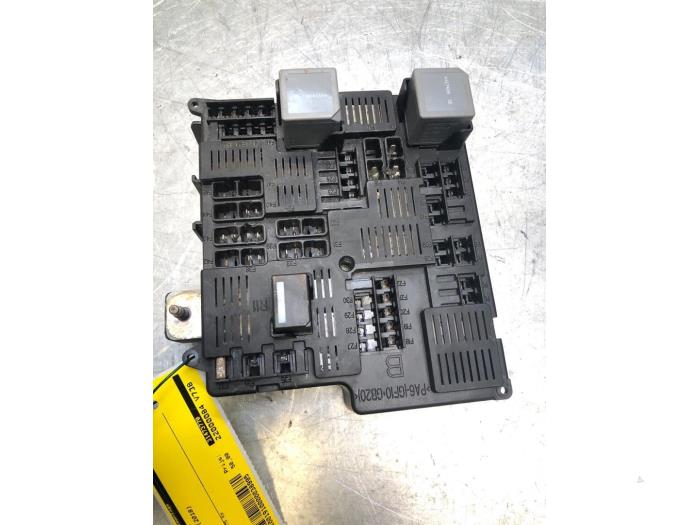 Fuse box Volvo XC60 II 2.0 T5 16V AWD 31473770