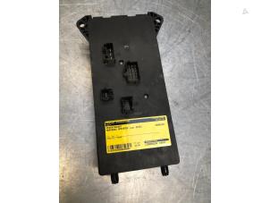 Used Fuse box Mercedes Sprinter 3t (906.61) 216 CDI 16V Price € 36,30 Inclusive VAT offered by Poolman autodemontage