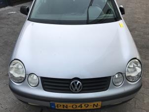Used Bonnet Volkswagen Polo IV (9N1/2/3) 1.2 12V Price € 50,00 Margin scheme offered by Poolman autodemontage