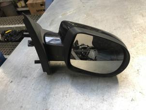 Used Wing mirror, right Renault Twingo II (CN) 1.5 dCi 90 FAP Price € 30,00 Margin scheme offered by Poolman autodemontage