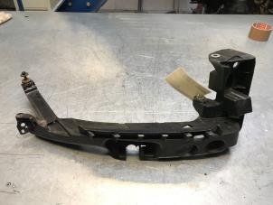 Used Headlight frame, left Audi TT Roadster (8J9) 2.0 TFSI 16V Price € 40,00 Margin scheme offered by Poolman autodemontage