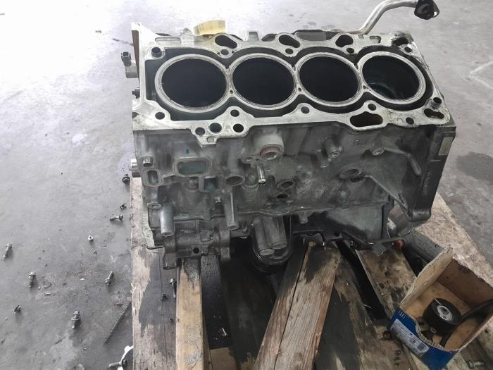 Motor Unterblock van een Mazda 6 (GJ/GH/GL) 2.2 SkyActiv-D 175 16V 2014