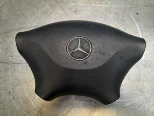 Usagé Airbag gauche (volant) Mercedes Vito (639.6) 3.0 120 CDI V6 24V Prix € 50,00 Règlement à la marge proposé par Poolman autodemontage