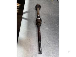 Used Front drive shaft, right Peugeot 308 SW (4E/H) 1.6 VTI 16V Price € 30,00 Margin scheme offered by Poolman autodemontage