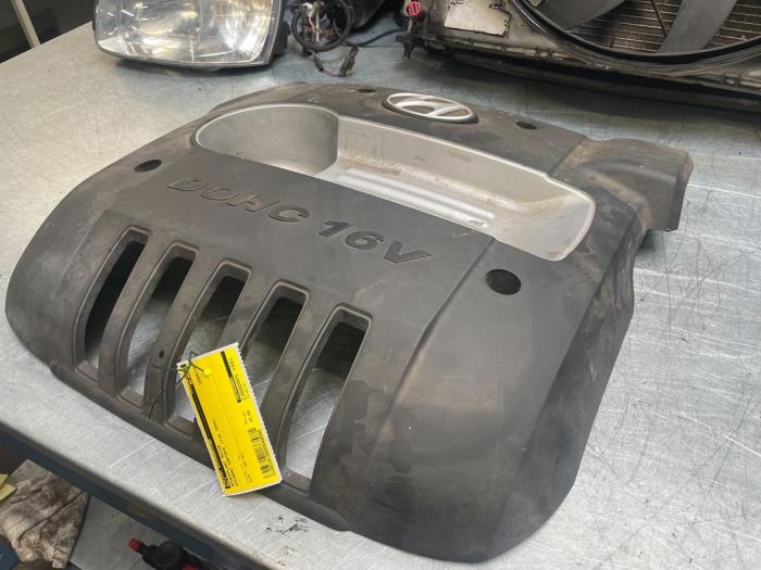 Gebrauchte Abdeckblech Motor Hyundai Santa Fe I 2.0 16V 4x2 Preis € 30,00 Margenregelung angeboten von Poolman autodemontage