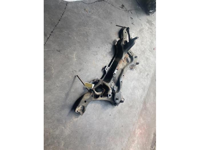 Used Subframe Lexus NX I (Z1) 300h 2.5 16V 4x4 Price € 150,00 Margin scheme offered by Poolman autodemontage