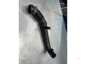 Used Air intake hose Volkswagen Scirocco (137/13AD) 2.0 TSI 16V Price € 20,00 Margin scheme offered by Poolman autodemontage