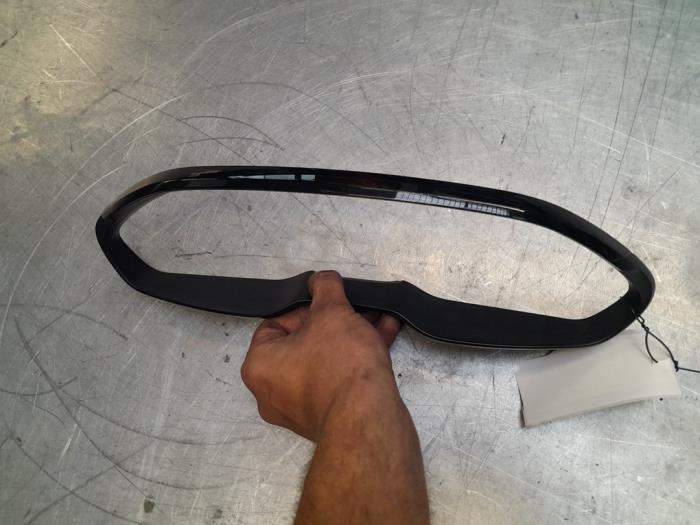 Elément tableau de bord d'un Peugeot 2008 (CU) 1.2 Vti 12V PureTech 82 2016