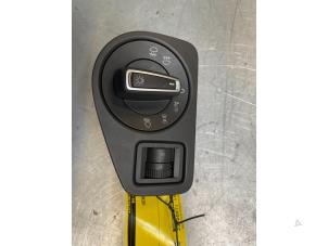 Used Light switch Volkswagen Golf VII (AUA) 1.6 TDI 16V Price € 20,00 Margin scheme offered by Poolman autodemontage