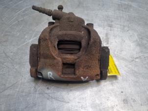Used Front brake calliper, right Landrover Freelander II 2.2 td4 16V Price € 30,00 Margin scheme offered by Poolman autodemontage