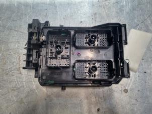 Used Fuse box Opel Astra K 1.0 Turbo 12V Price € 50,00 Margin scheme offered by Poolman autodemontage