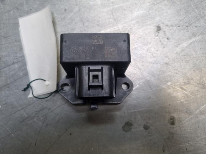 Fuel pump relay