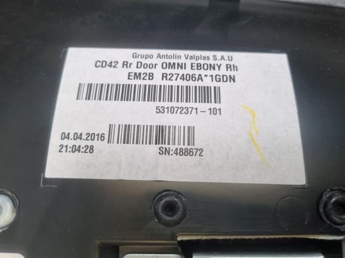 Tapicerka drzwi prawych tylnych wersja 4-drzwiowa z Ford Galaxy (CK) 2.0 TDCi 180 16V 2016