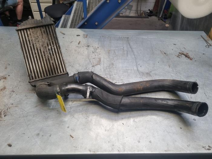 Usados Intercooler Peugeot Boxer (244) 2.2 HDi Precio € 40,00 Norma de margen ofrecido por Poolman autodemontage
