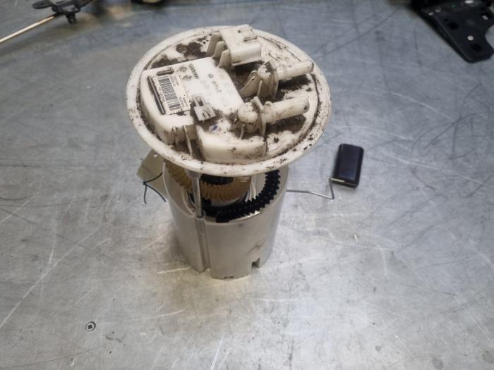Bomba eléctrica de combustible de un Renault Trafic (1FL/2FL/3FL/4FL) 1.6 dCi 90 2014